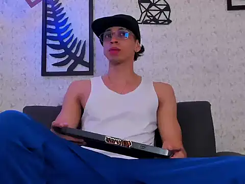 Snapshot of nicolai_drake chatting on 1, 10, 2025 nicolai drake online show from 1, 10, 2025