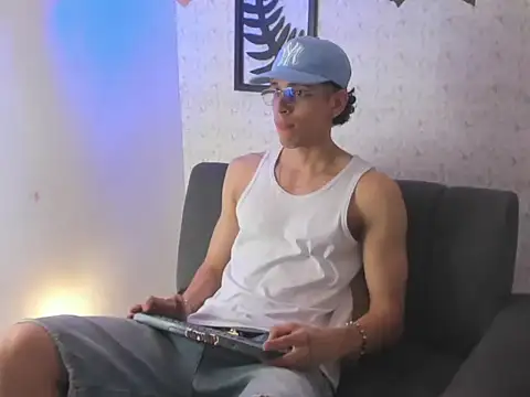 Snapshot of nicolai_drake chatting on 26, 10, 2025 nicolai drake online show from 26, 10, 2025