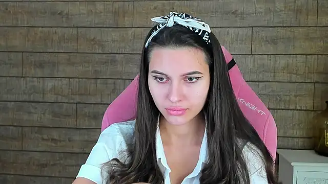 AlisaVersailles online show from 13, 10, 2025