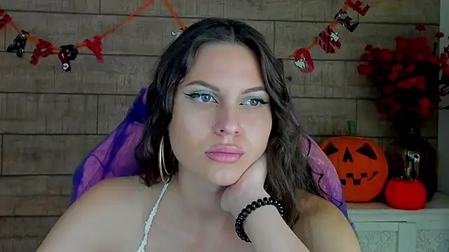 AlisaVersailles online show from 31, 10, 2025