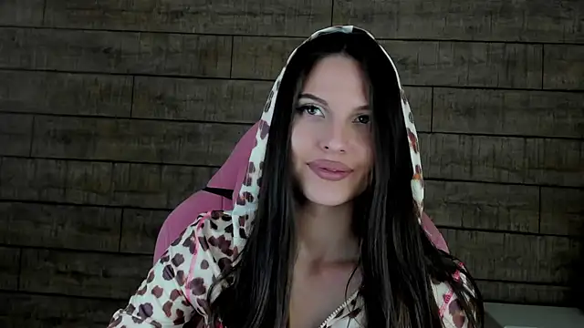 AlisaVersailles online show from 9, 11, 2025