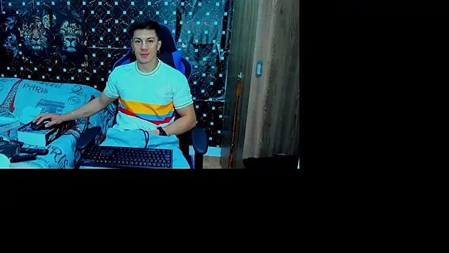 javiersexymann online show from 4, 12, 2025