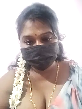 Snapshot of chaitara-reddy chatting on 11, 9, 2025 chaitara-reddy online show from 11, 9, 2025