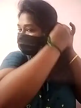 Snapshot of chaitara-reddy chatting on 12, 9, 2025 chaitara-reddy online show from 12, 9, 2025