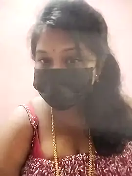 Snapshot of chaitara-reddy chatting on 18, 10, 2025 chaitara-reddy online show from 18, 10, 2025