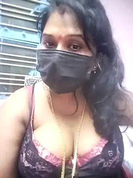 Snapshot of chaitara-reddy chatting on 24, 10, 2025 chaitara-reddy online show from 24, 10, 2025