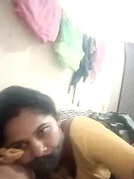 Snapshot of JULEE-740 chatting on 4, 10, 2025 JULEE-740 online show from 4, 10, 2025