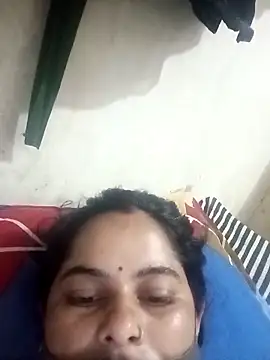 Snapshot of JULEE-740 chatting on 26, 10, 2025 JULEE-740 online show from 26, 10, 2025