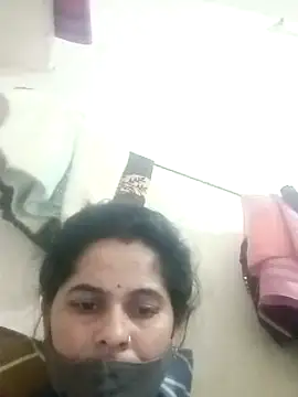 Snapshot of JULEE-740 chatting on 12, 11, 2025 JULEE-740 online show from 12, 11, 2025