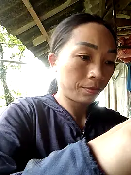 lucybaby00 online show from 16, 10, 2025