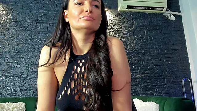 AnneSins online show from 10, 10, 2025