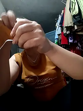 Snapshot of phunphun chatting on 10, 10, 2025 phunphun online show from 10, 10, 2025