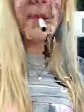 Snapshot of emilypeperoni chatting on 11, 11, 2025 emilypeperoni online show from 11, 11, 2025