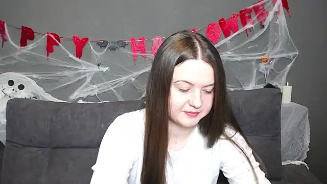 Snapshot of MavkaCute chatting on 16, 10, 2025 MavkaCute online show from 16, 10, 2025