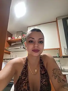 NoeliaGarcia17 online show from 12, 10, 2025