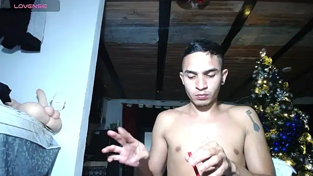 Angel latinboy online show from 20, 12, 2024