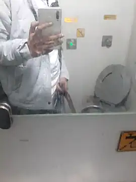 RavenBlack21 online show from 2, 2, 2026