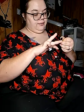 Snapshot of GoddessDess chatting on 26, 10, 2025 GoddessDess online show from 26, 10, 2025