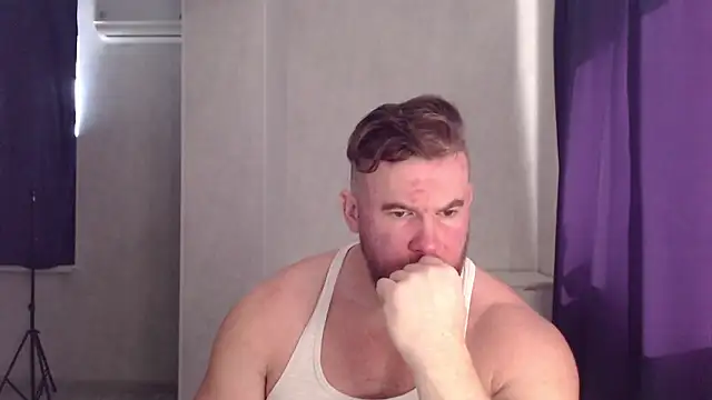 Snapshot of ThorHemsworthRU chatting on 8, 11, 2025 ThorHemsworthRU online show from 8, 11, 2025