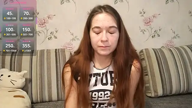 KissKarina online show from 17, 10, 2025