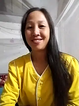 cute love00 online show from 2, 11, 2025