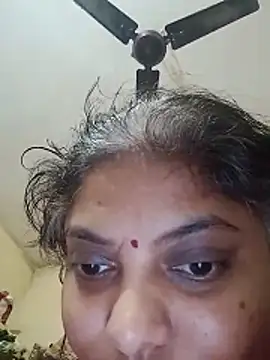 Cute radhaaa online show from 6, 11, 2025