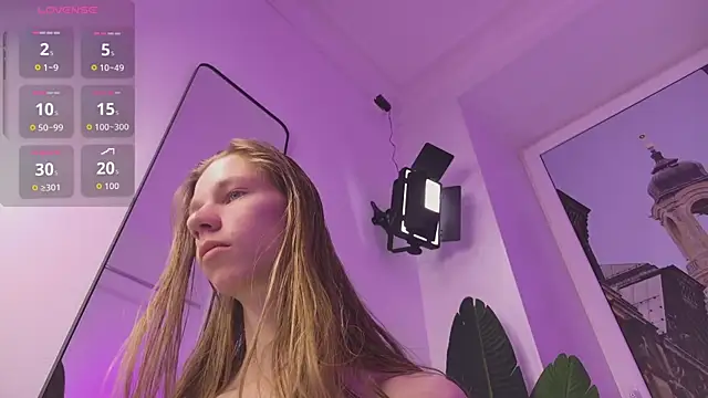 TheodoreMcLovin online show from 10, 9, 2025