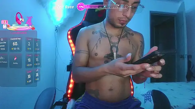 Ferlucyboy666 online show from 5, 10, 2025