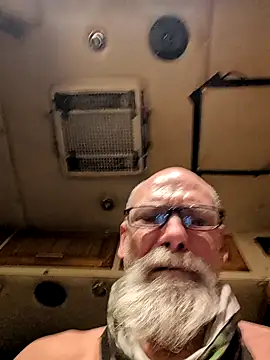 Snapshot of Deepinallthe chatting on 29, 11, 2025 Deepinallthe online show from 29, 11, 2025