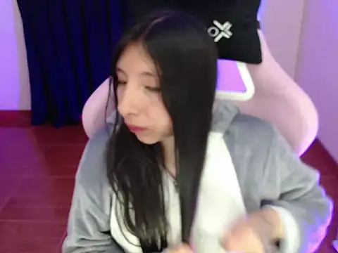 Snapshot of ScarlettShirahoshi chatting on 24, 9, 2025 ScarlettShirahoshi online show from 24, 9, 2025