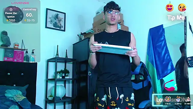 Gael Jones online show from 3, 10, 2025