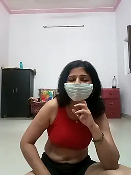 Snapshot of BITEXBABYlove chatting on 4, 10, 2025 BITEXBABYlove online show from 4, 10, 2025