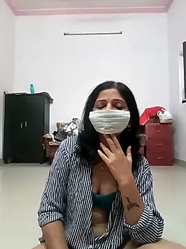 Snapshot of BITEXBABYlove chatting on 17, 10, 2025 BITEXBABYlove online show from 17, 10, 2025