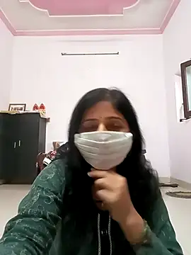 Snapshot of BITEXBABYlove chatting on 13, 11, 2025 BITEXBABYlove online show from 13, 11, 2025