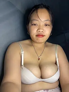 Lyrasss online show from 17, 11, 2025