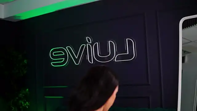 Snapshot of SiennaRuh chatting on 24, 10, 2025 SiennaRuh online show from 24, 10, 2025