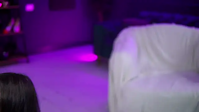 Snapshot of SiennaRuh chatting on 27, 10, 2025 SiennaRuh online show from 27, 10, 2025