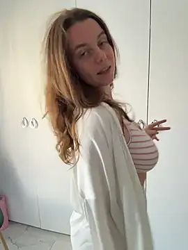 TenderLaGlamor online show from 18, 11, 2025