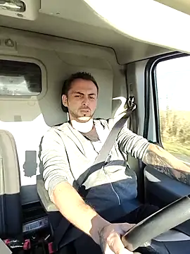 papichulo0099 online show from 7, 11, 2025