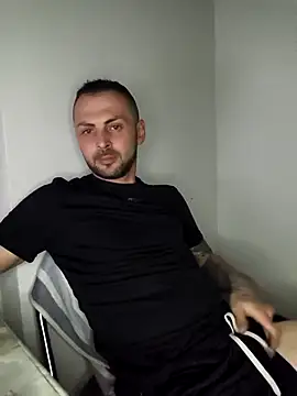 papichulo0099 online show from 6, 3, 2026