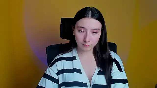 ScarlettVibe  online show from 9, 10, 2025