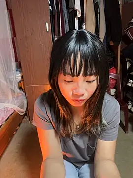 AAANINE22 online show from 10, 10, 2025