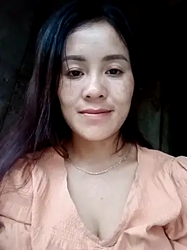 Snapshot of TinTim02 chatting on 21, 10, 2025 TinTim02 online show from 21, 10, 2025