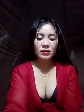 Snapshot of TinTim02 chatting on 5, 11, 2025 TinTim02 online show from 5, 11, 2025