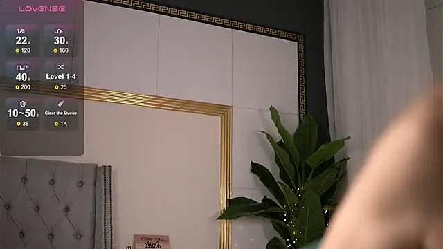 RebeccaRese online show from 12, 3, 2026