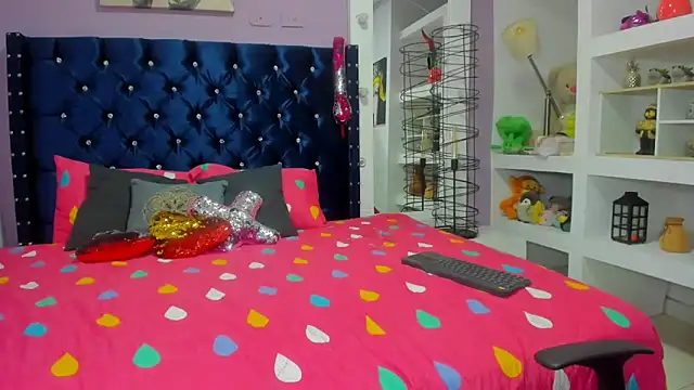 elianaa soto online show from 24, 10, 2025