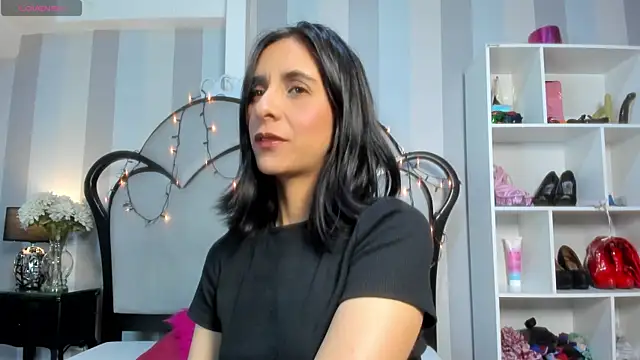 MiaAmore  online show from 9, 1, 2026