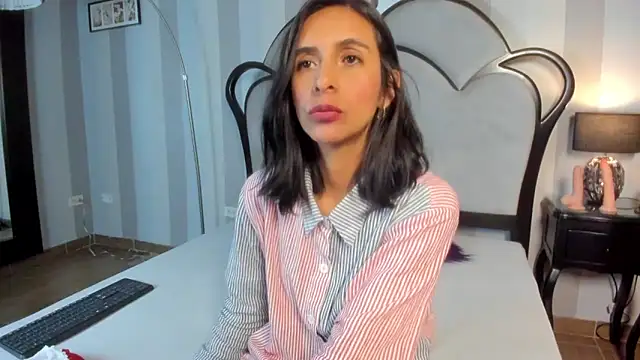 MiaAmore  online show from 14, 2, 2026