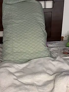 Snapshot of mily_09 chatting on 27, 11, 2025 mily 09 online show from 27, 11, 2025