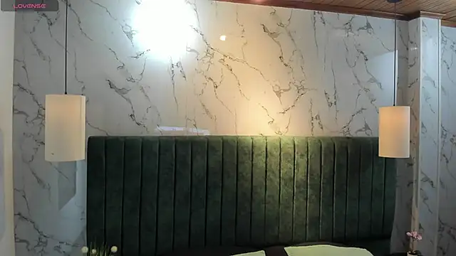 Snapshot of AustinJones_ chatting on 30, 10, 2025 AustinJones online show from 30, 10, 2025